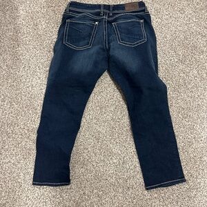 Size 32 BKE Harper Capris